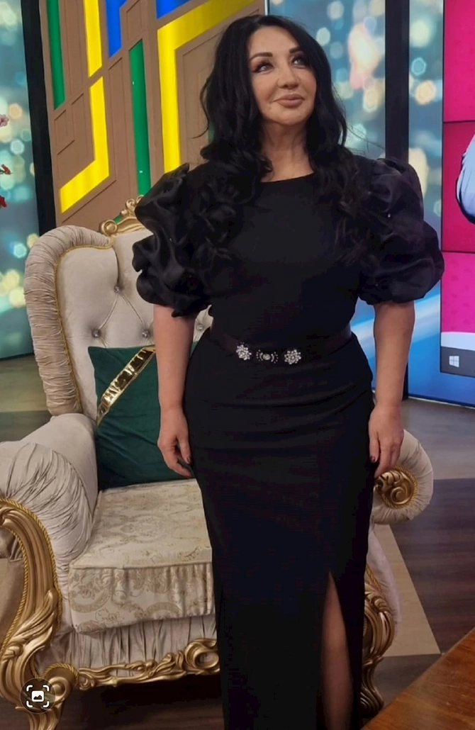 Naiba Allahverdiyeva estetik əməliyyat etdirib? — 15 kilo arıqlamışam (FOTO) Naiba Allahverdiyeva estetik əməliyyat etdirib? — 15 kilo arıqlamışam (FOTO)