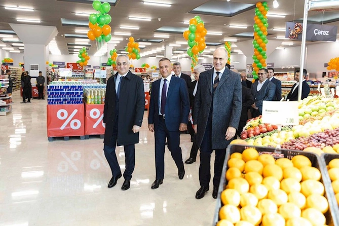 Veysəloğlu Şirkətlər Qrupu Naxçıvanda silsilə market açılışlarını davam etdirir — FOTOLAR