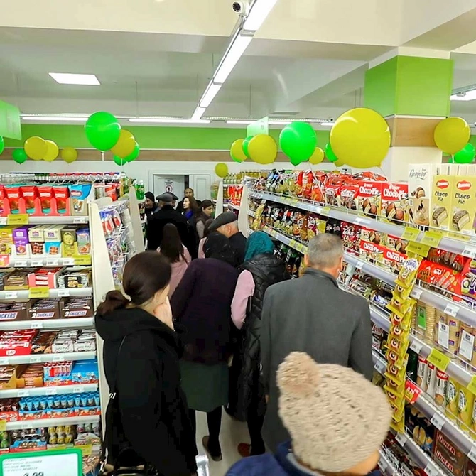 Veysəloğlu Şirkətlər Qrupu Naxçıvanda silsilə market açılışlarını davam etdirir — FOTOLAR