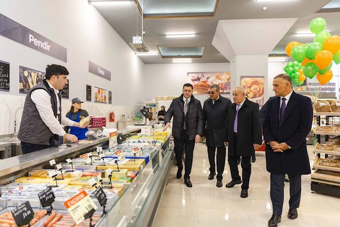 Veysəloğlu Şirkətlər Qrupu Naxçıvanda silsilə market açılışlarını davam etdirir — FOTOLAR