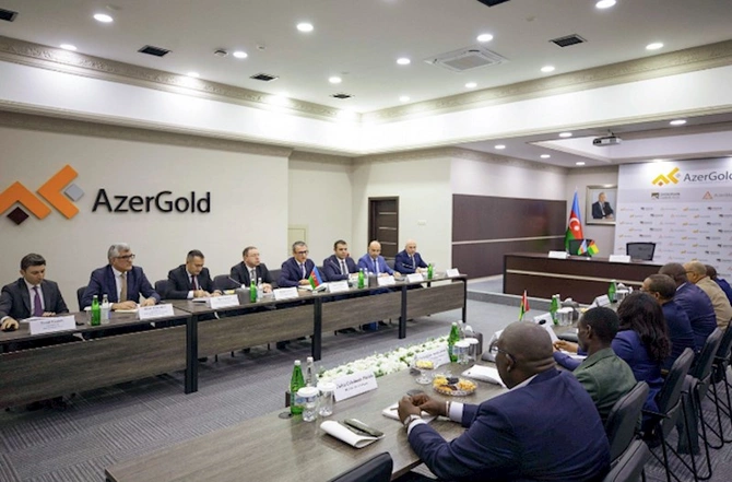“AzerGold”da Qvineya-Bisau Respublikasının nümayəndə heyəti ilə görüş keçirilib — FOTOLAR “AzerGold”da Qvineya-Bisau Respublikasının nümayəndə heyəti ilə görüş keçirilib — FOTOLAR