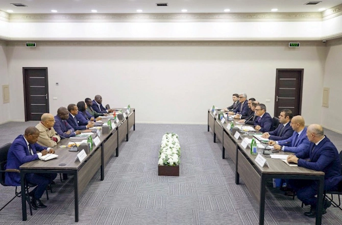 “AzerGold”da Qvineya-Bisau Respublikasının nümayəndə heyəti ilə görüş keçirilib — FOTOLAR “AzerGold”da Qvineya-Bisau Respublikasının nümayəndə heyəti ilə görüş keçirilib — FOTOLAR