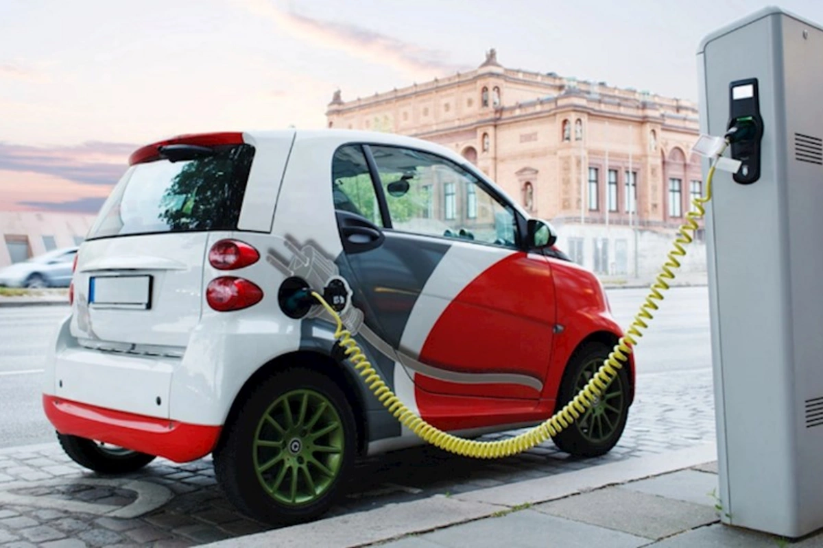 Baş nazirdən kiçik elektromobillərlə bağlı QƏRAR