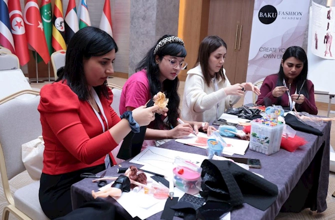 “Gənclər Paytaxtı” Şuşa şəhərində yaradıcılıq marafonunun qalibləri açıqlandı — FOTOLAR “Gənclər Paytaxtı” Şuşa şəhərində yaradıcılıq marafonunun qalibləri açıqlandı — FOTOLAR