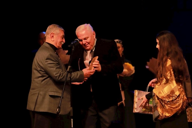 IV Şəki Beynəlxalq Teatr Festivalı davam edir — FOTOLAR