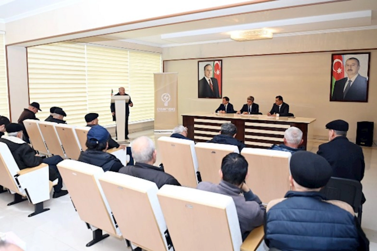 “Azərişiq” ASC Lənkəranda sahibkarlarla görüş keçirib — FOTOLAR