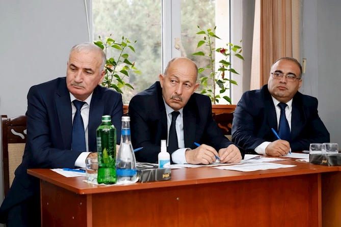 Zaur Mikayılov Cəlilabadda vətəndaşlarla görüşüb — FOTOLAR Zaur Mikayılov Cəlilabadda vətəndaşlarla görüşüb — FOTOLAR