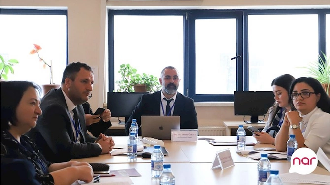“Nar”ın dəstəyi ilə Azərbaycan dili və ədəbiyyatı üzrə beynəlxalq simpozium keçirildi — FOTOLAR “Nar”ın dəstəyi ilə Azərbaycan dili və ədəbiyyatı üzrə beynəlxalq simpozium keçirildi — FOTOLAR