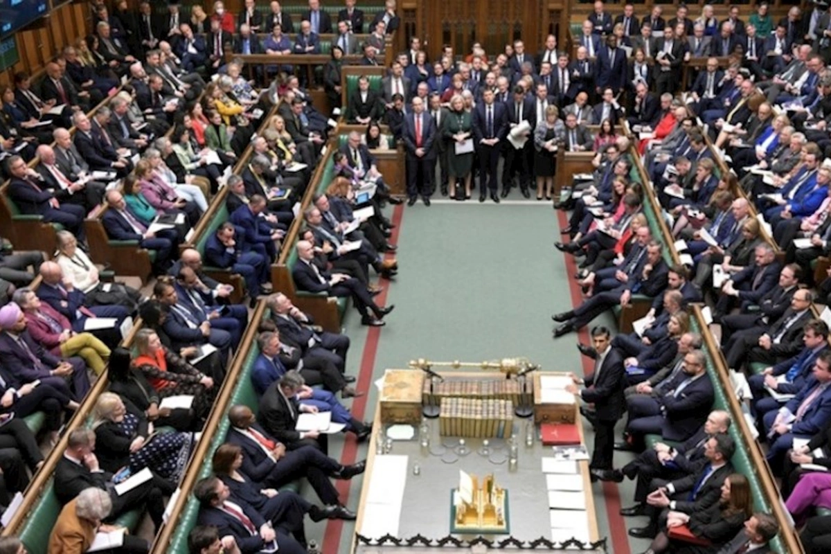 Qərbi azərbaycanlıların hüquqları Britaniya parlamentində müzakirə oluna bilər