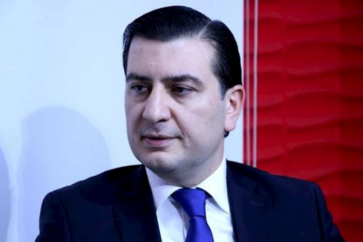 Politoloq Azər Qasımlı saxlanıldı