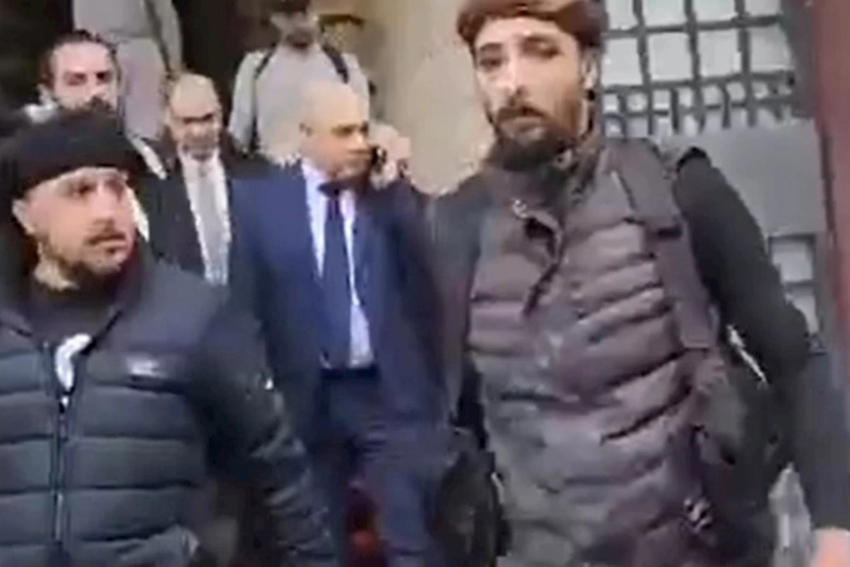Suriyanın baş naziri hakimiyyəti təhvil vermək üçün Four Seasona gedib — VİDEO