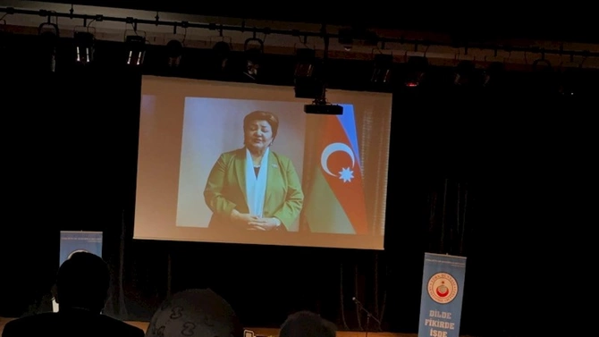 Sabir Rüstəmxanlıya Türk dünyası Turan Yazqan mükafatı verildi — FOTO
