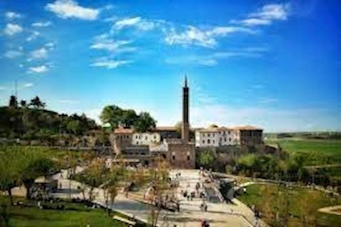 Türkiyənin turizm cənnəti: Qartal simvollu, sivilizasiyaların beşiyi Diyarbəkir (FOTOLAR)