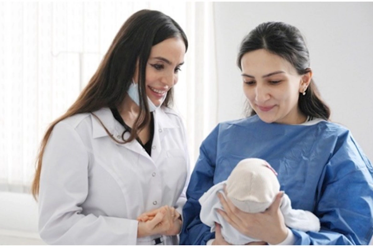 Leyla Əliyeva doğum evini ziyarət etdi — FOTOLAR