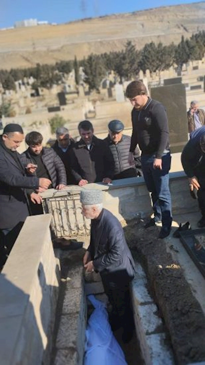 Sabiq müdafiə naziri Rəhim Qazıyevin qızı vəfat edib Sabiq müdafiə naziri Rəhim Qazıyevin qızı vəfat edib