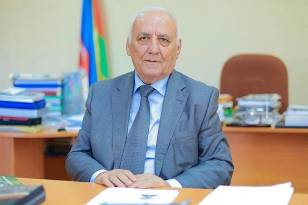 Akademik Yaqub Mahmudovun 85 yaşı tamam olur