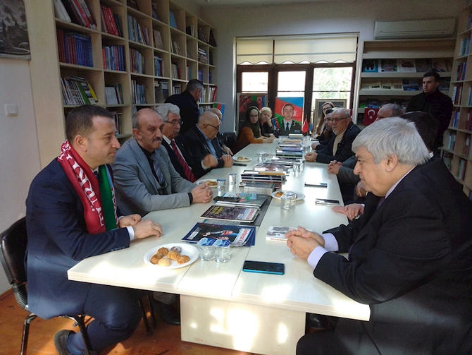AKP nümayəndələri Heydər Əliyev Mədəniyyət Mərkəzində — FOTOLAR