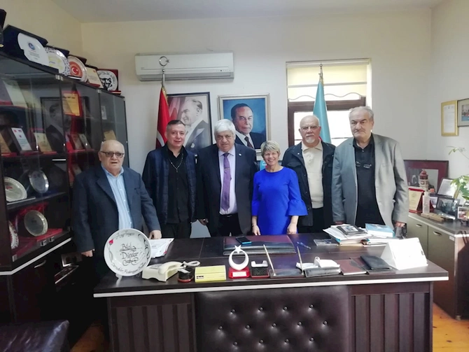 AKP nümayəndələri Heydər Əliyev Mədəniyyət Mərkəzində — FOTOLAR
