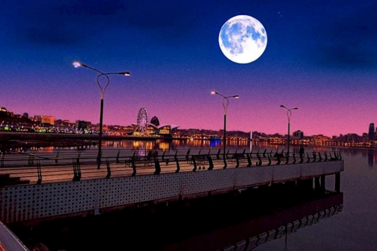 Rusiya kosmonavtı kosmosdan Bakının şəklini çəkib