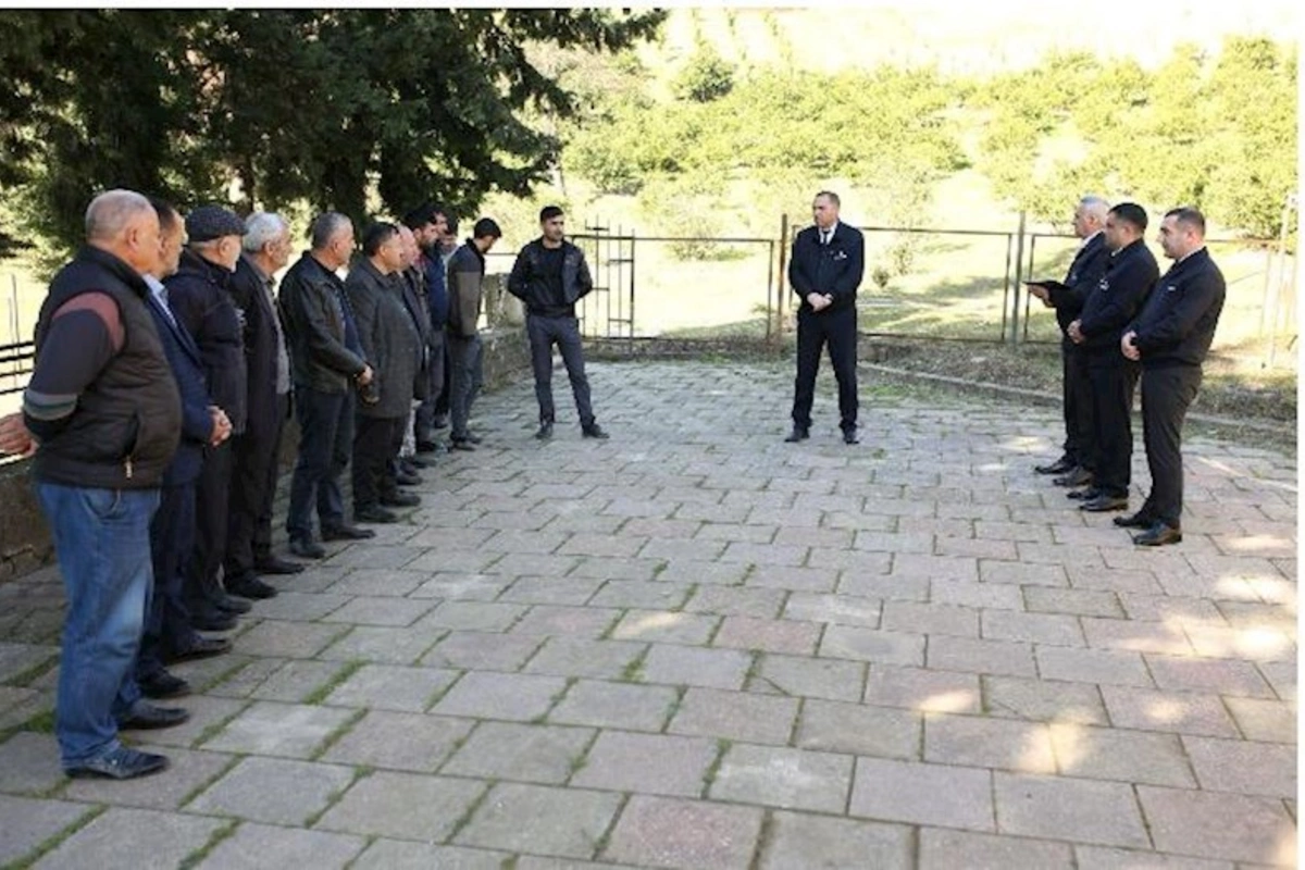 Burzubənd kənd sakinləri “Açıq mikrofon”da — FOTOLAR