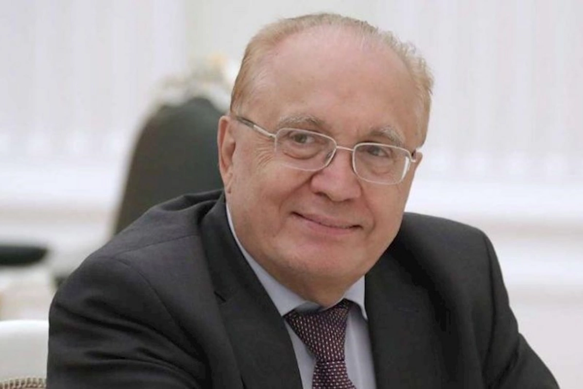 Rektor İlham Əliyevi təbrik etdi