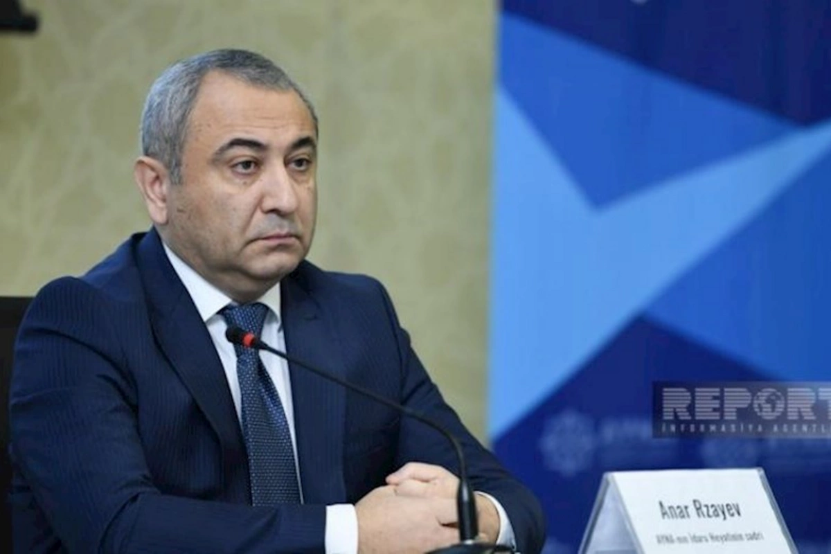 AYNA sədri: Bakıda avtobusların 50 %-dən çoxu dəyişməlidir