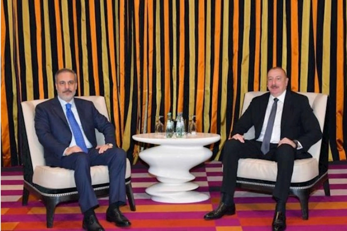 Azərbaycan Prezidenti İlham Əliyev ilə Türkiyənin xarici işlər nazirinin Münhendə görüşü olub — FOTOLAR