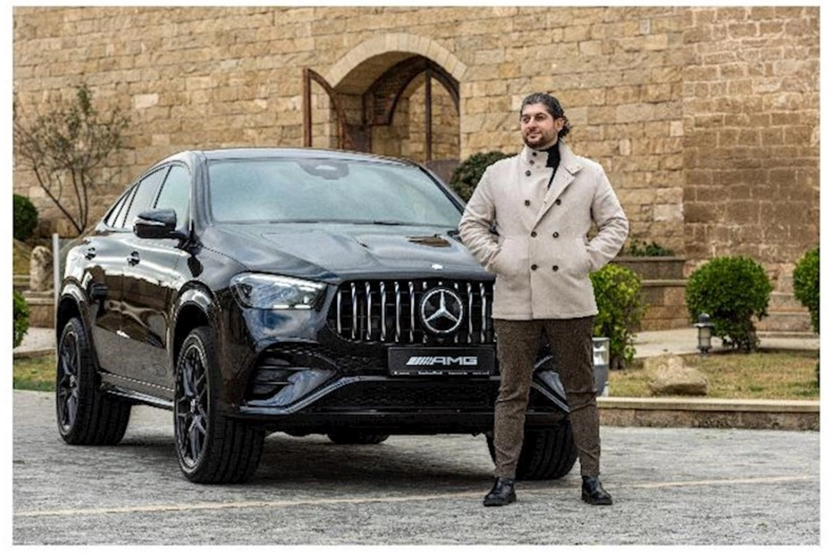 Mercedes-AMG GLE Coupe modeli Əliağa Kürçaylının təqdimatında — FOTO