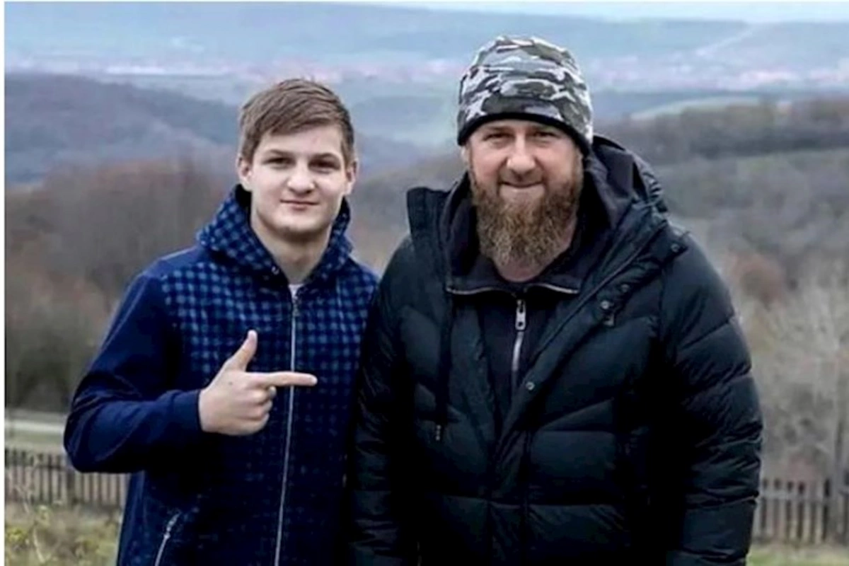 Ramzan Kadırovun 18 yaşlı oğlu nazir oldu — FOTO
