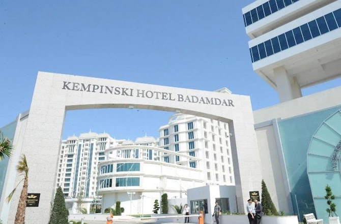 Həbs olunan Tağı İbrahimovun Kempinski Hotel macəraları — Kef məclisləri, odlu silah və s... Həbs olunan Tağı İbrahimovun Kempinski Hotel macəraları — Kef məclisləri, odlu silah və s...