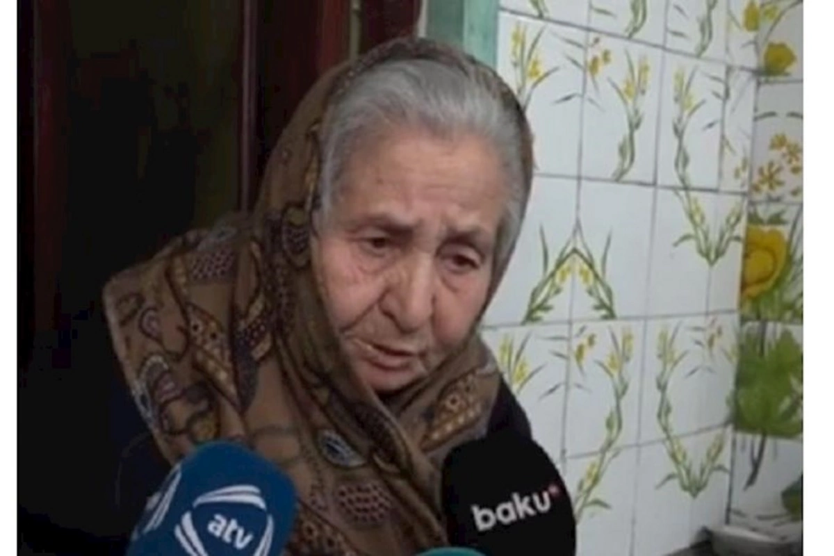 Təhqir olunan qızın nənəsi: Nəvəmi döyən şagird Firondur, onunla bacarmırlar — VİDEO