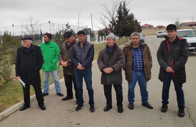 Yeni yaşayış massivində vətəndaşların köhnəlməyən istəkləri — FOTOLAR Yeni yaşayış massivində vətəndaşların köhnəlməyən istəkləri — FOTOLAR