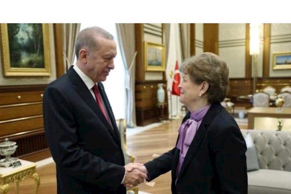 Ərdoğan ABŞ senatoru ilə görüşdü