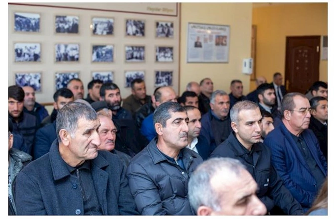 Sevindik Hətəmov Yolüstü kənd sakinləri ilə səyyar qəbul keçirdi — FOTOLAR