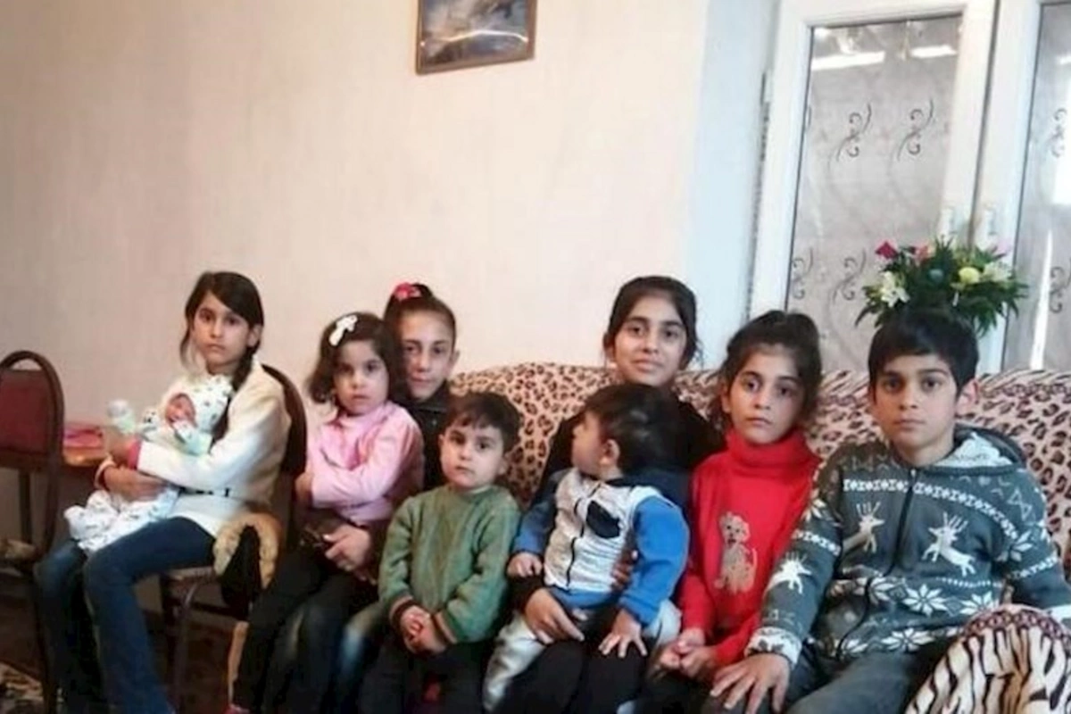 Salyanda yaşayan 10 uşaqlı ailə dövlətin nəzarətinə götürüldü — Yardım olundu (FOTOLAR)