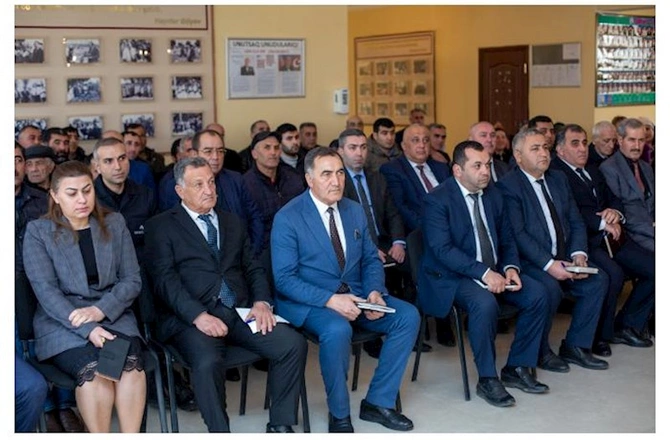 Sevindik Hətəmov Yolüstü kənd sakinləri ilə səyyar qəbul keçirdi — FOTOLAR