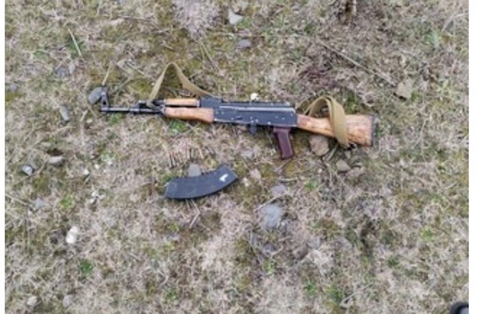 Ağdaşda avtomat AŞKARLANDI Ağdaşda avtomat AŞKARLANDI