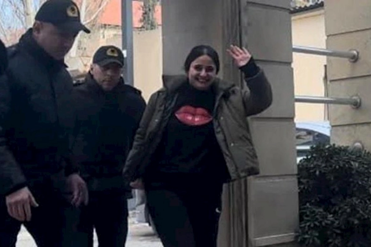 Nərgiz Absalamovanın həbs müddəti uzadıldı