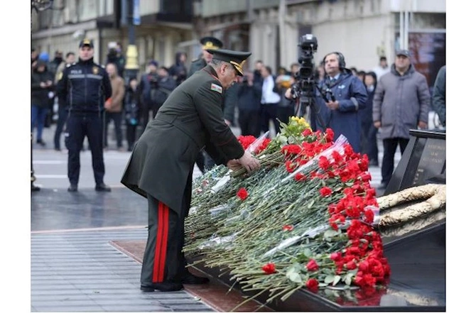 DSX və Müdafiə Nazirliyinin rəhbər heyəti Ana harayını ziyarət etdi — FOTO
