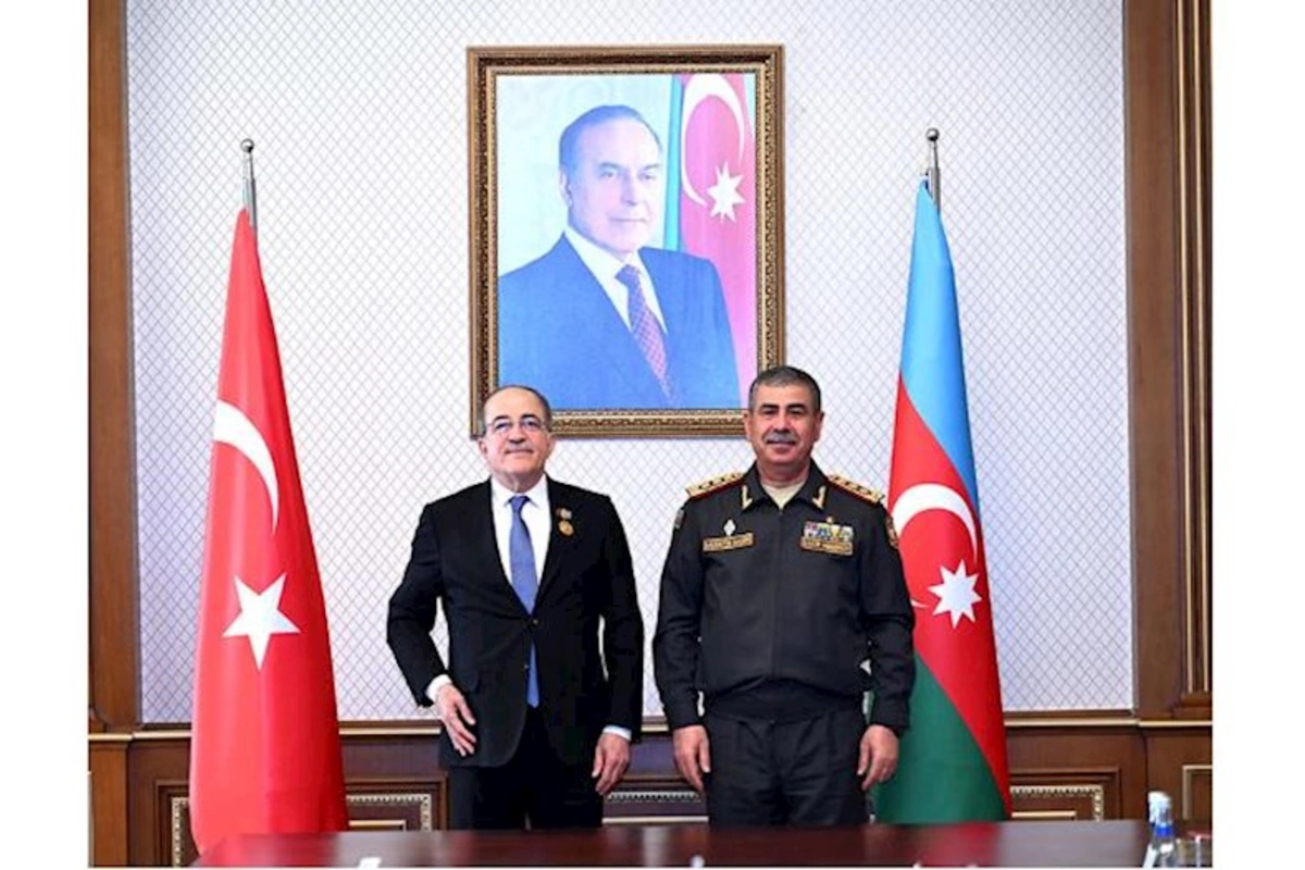 Türkiyə müdafiə nazirinin müavini Bakıya gəldi — Zakir Həsənovla GÖRÜŞ