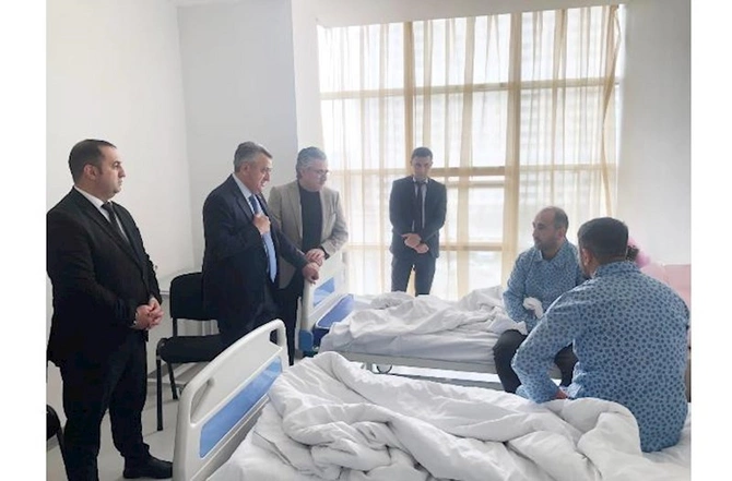 Abşeronda şəhidlərimiz anıldı, müalicə alan qazilərimizə baş çəkildi — FOTOLAR