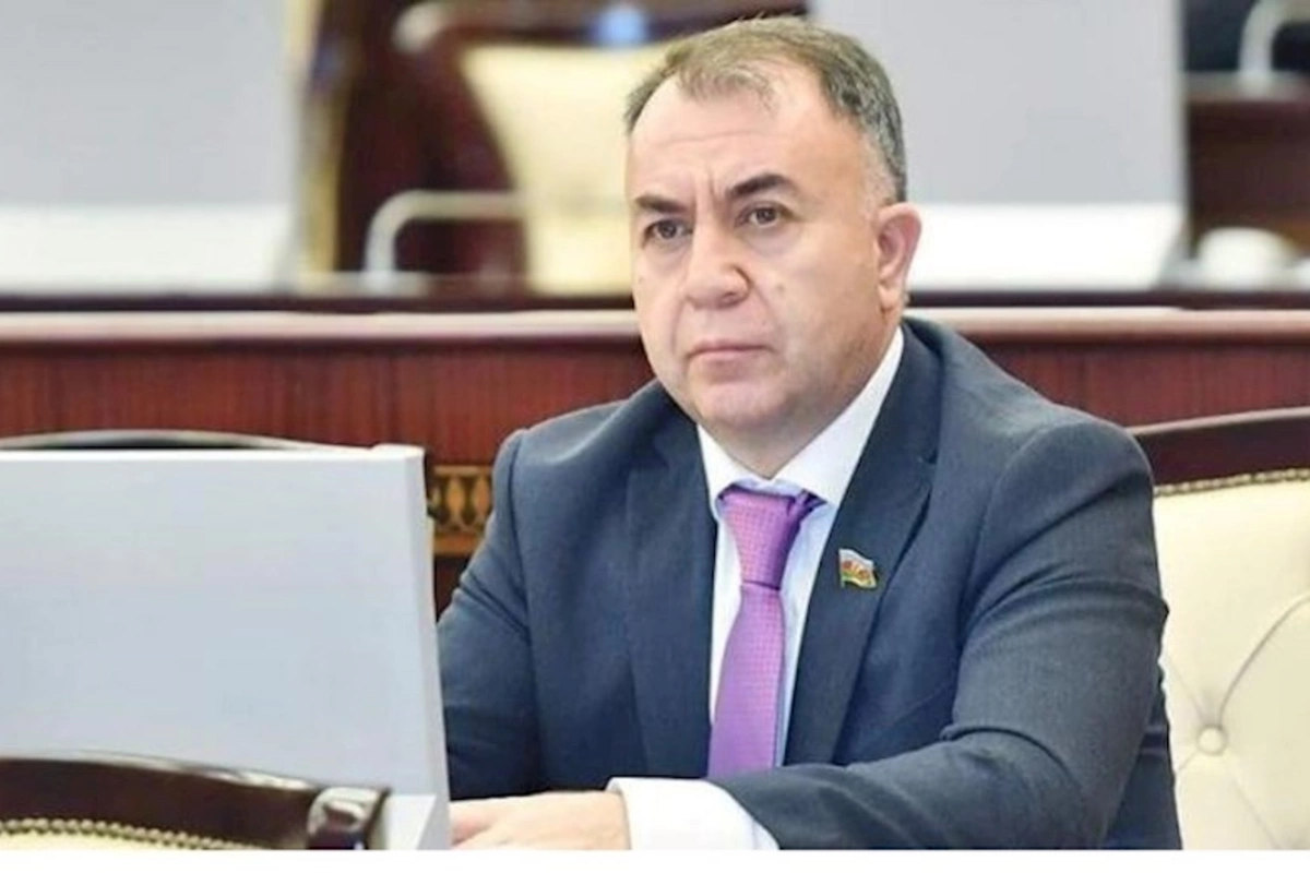 Deyirsən, işıqları söndür, deyir ki, pul ödəyirəm, sənə nə?