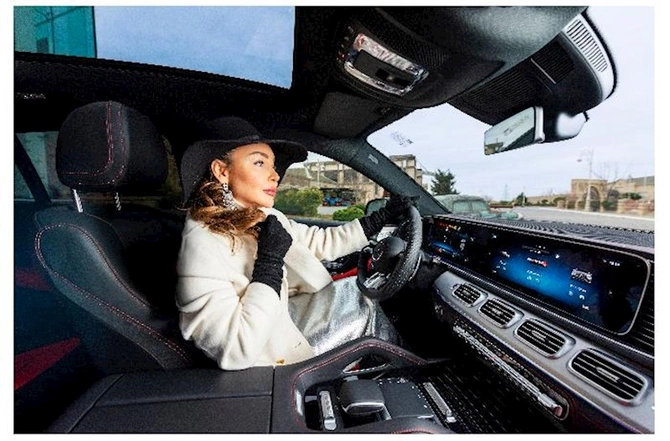 Milena Nəbiyevanın iştirakı ilə Mercedes-AMG GLE Coupe modelinin fotosessiyası Milena Nəbiyevanın iştirakı ilə Mercedes-AMG GLE Coupe modelinin fotosessiyası