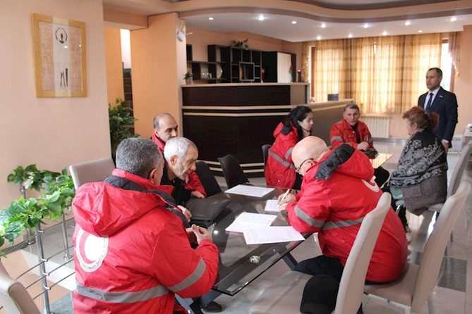 Qızıl Aypara Cəmiyyəti Qarabağın erməni sakinlərinə baş çəkib