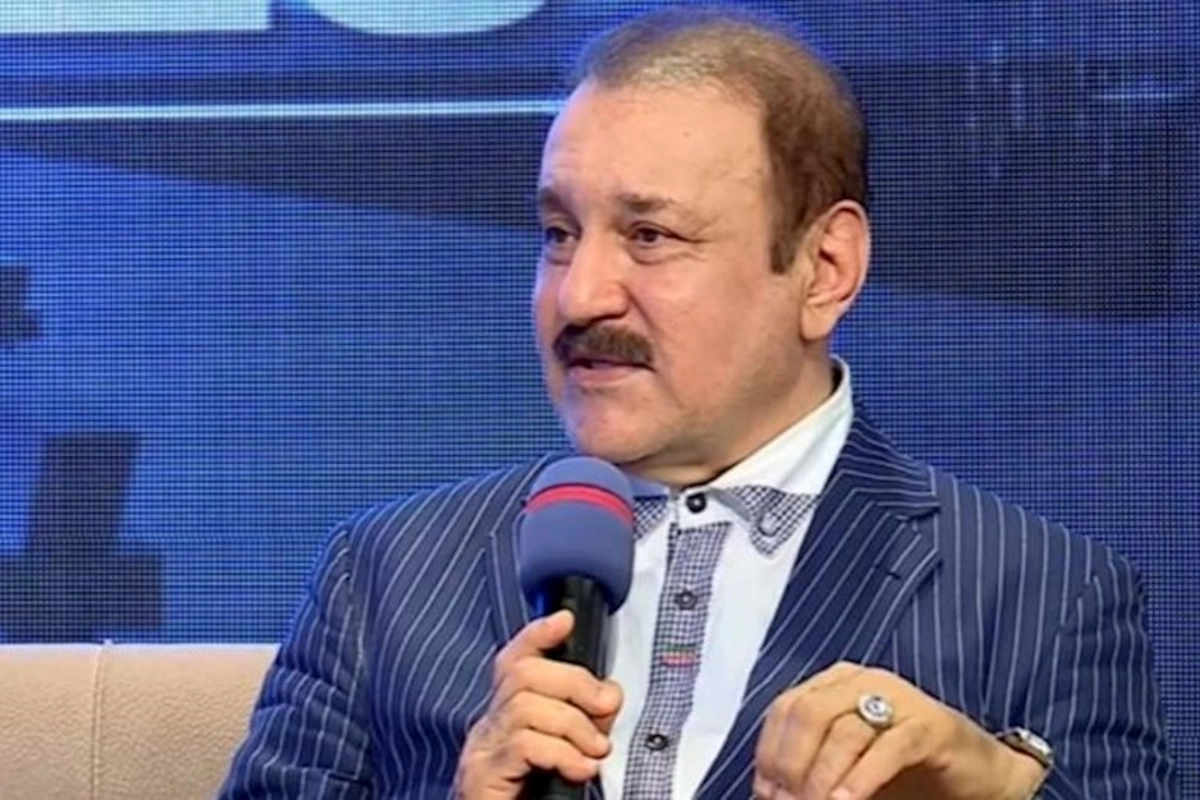 Atamı kostyumda, qalstukda dəfn etmişik