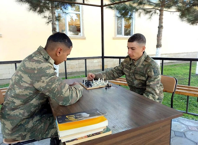 Hərbi qulluqçuların mənəvi-psixoloji hazırlığı daim yüksək səviyyədə saxlanılır Hərbi qulluqçuların mənəvi-psixoloji hazırlığı daim yüksək səviyyədə saxlanılır