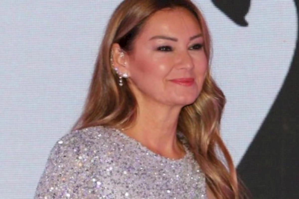 “Gündə 16 saat ac qalıram”