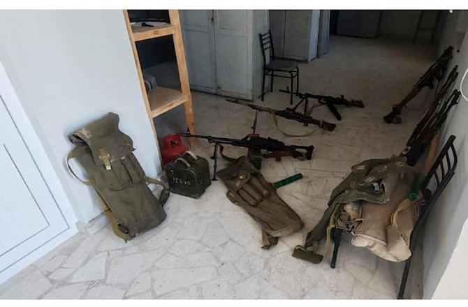 Xocalıda musiqi məktəbində silah-sursat aşkarlandı — FOTO