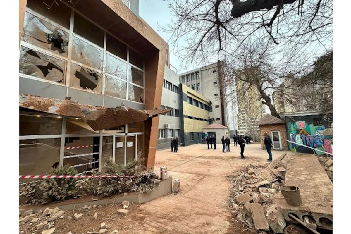 Qazanxanadakı partlayışda Milli Məclisin Mətbəəsi də ziyan gördü — VİDEO/FOTOLAR