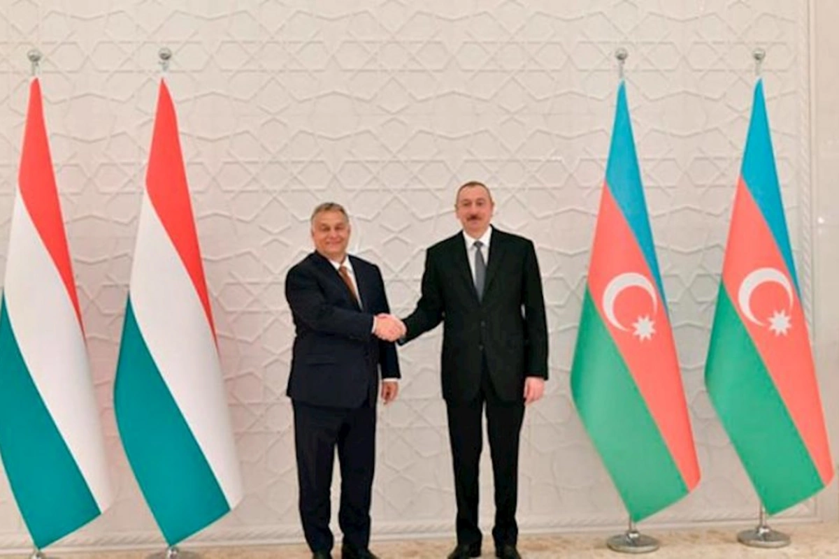 Viktor Orban da İlham Əliyevi təbrik etdi